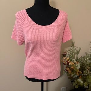 Size Large Pink short sleeve pullover